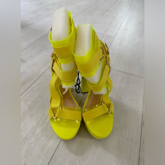 Brand New Strappy Platform Heels - Picture 1 of 7